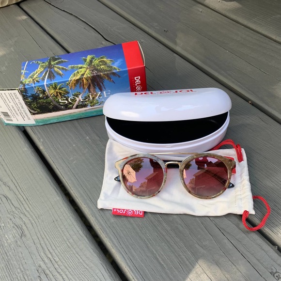 Women's Sunglasses Designer Look Del Sol Dream In Color Change Guarantee NEW - Picture 2 of 10